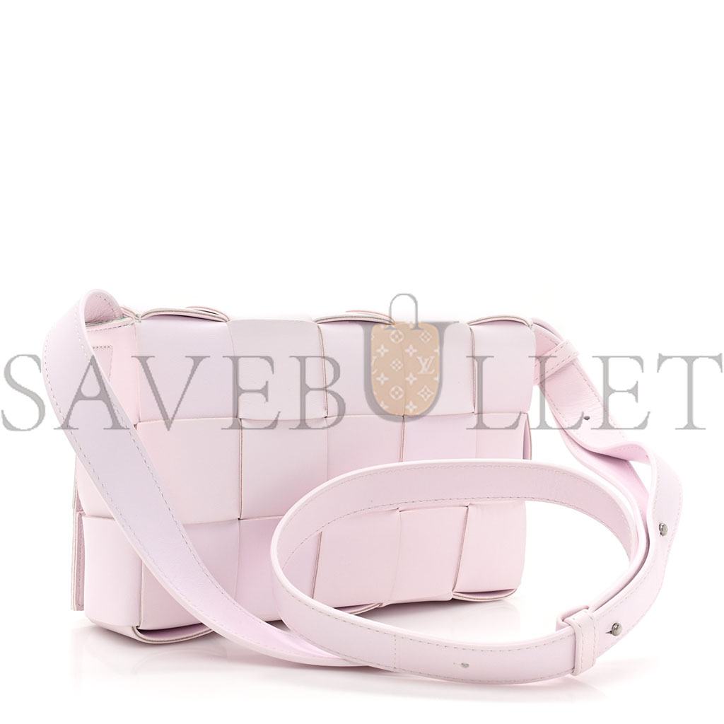 bo*te*ga Ve*ne*ta lambskin maxi intrecciato cassette crossbody bag bliss washed  (23*15*5.5cm)